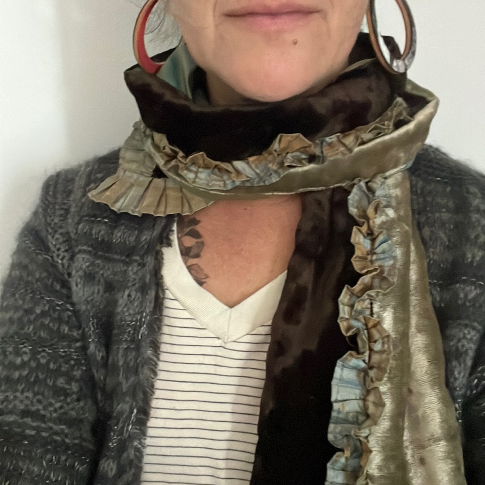 Handmade Ruffled Scarf - Picture 2 of 5